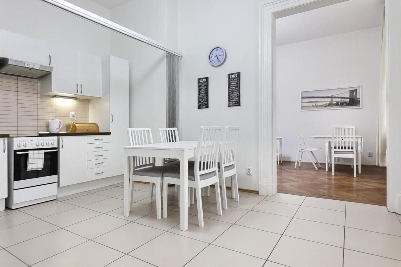 Aparthotel Wenceslas プラハ エクステリア 写真
